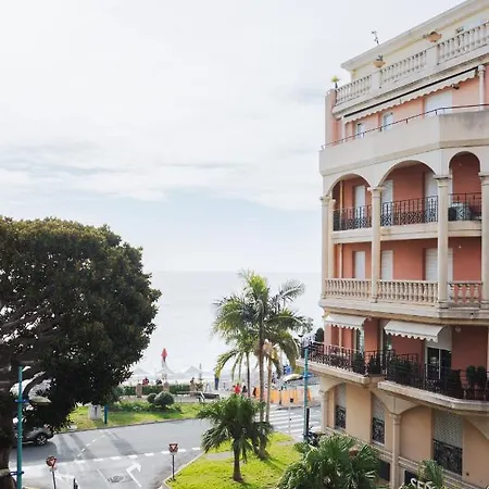 Le Victoria - Beau 2p Avec Vue Laterale, Balcon, Piscine, Sauna Et Parking Prive Au Centre De Apartamento