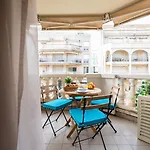 Apartment Le Victoria: Seafront Elegance With Pool And Sauna In Menton