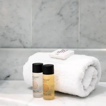 Le Victoria - Beau 2p Avec Vue Laterale, Balcon, Piscine, Sauna Et Parking Prive Au Centre De Apartamento *