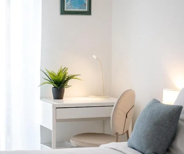 Apartman Le Victoria - Beau 2p Avec Vue Laterale, Balcon, Piscine, Sauna Et Parking Prive Au Centre De *